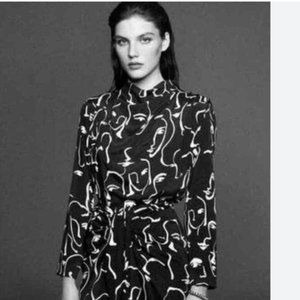 Zara Minimal Face Print Top